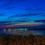 Seascape אפורי סוד